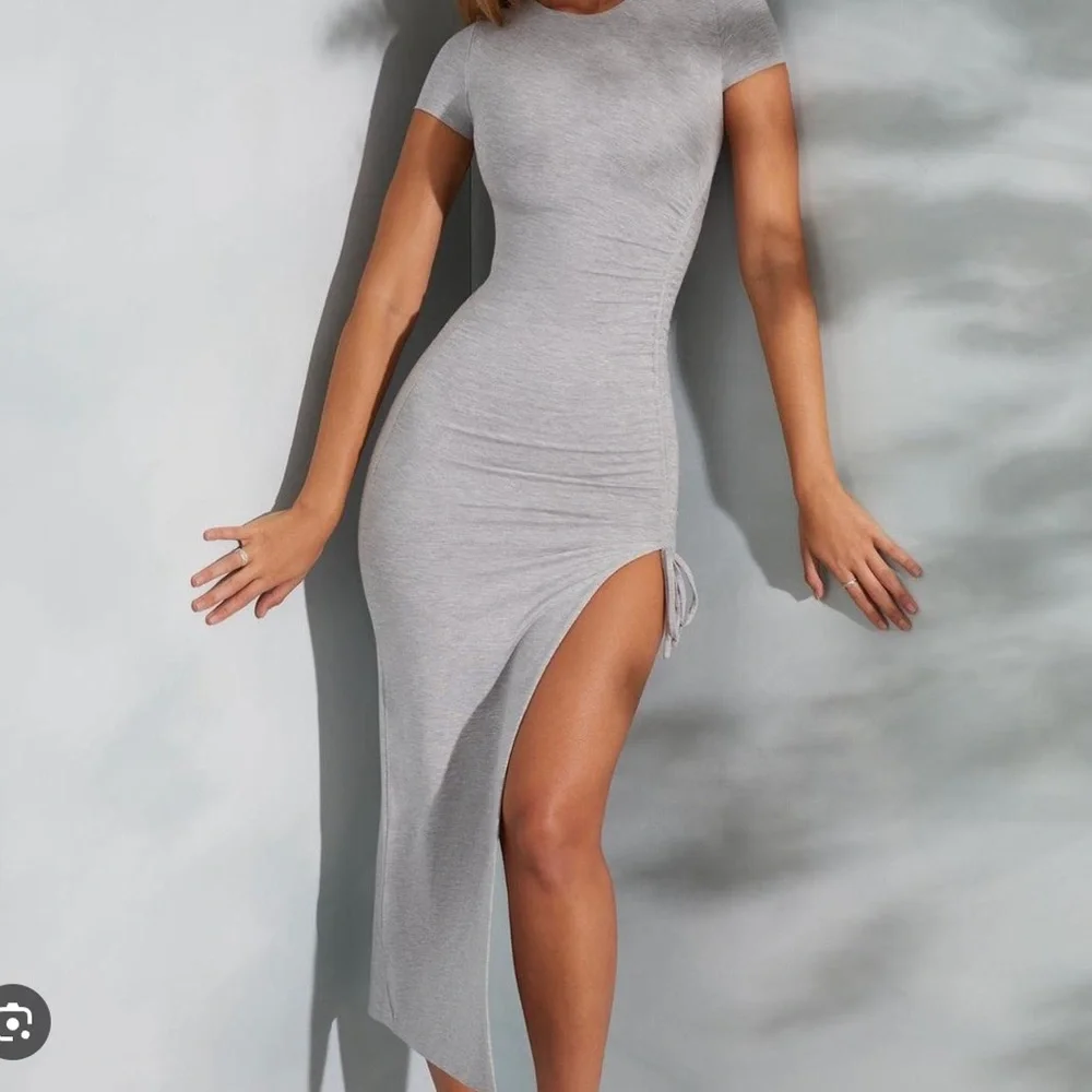 Oh Polly Drawstring Asymmetrical Short Sleeve Maxi in Marled Gray - Picture 4 of 6